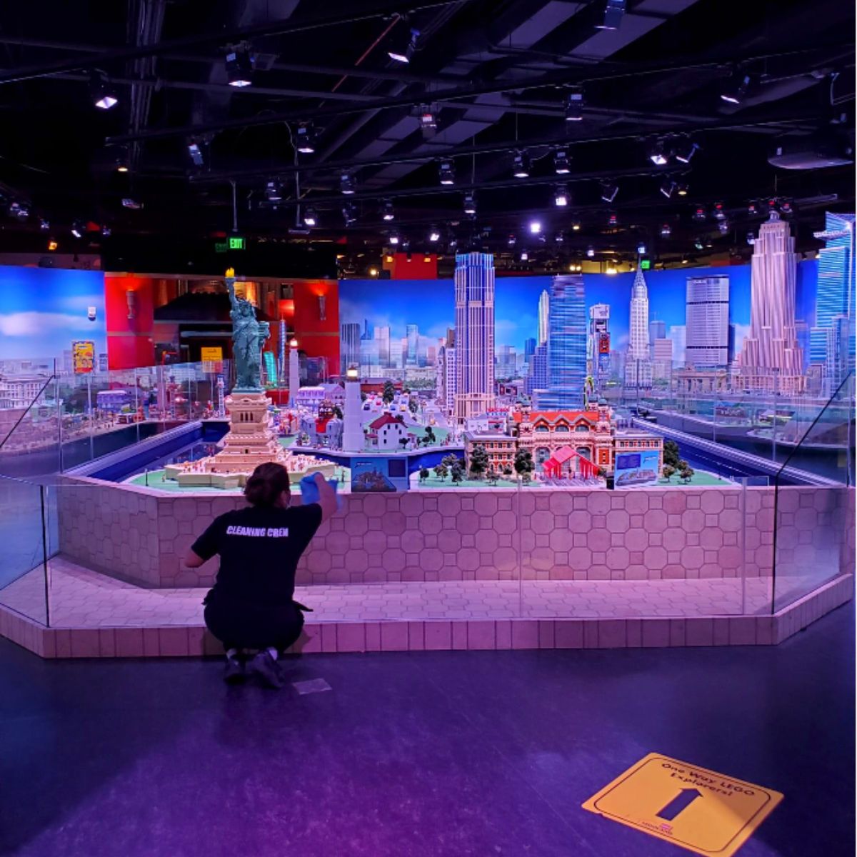 Cleaning at tourist attraction in New Jersey