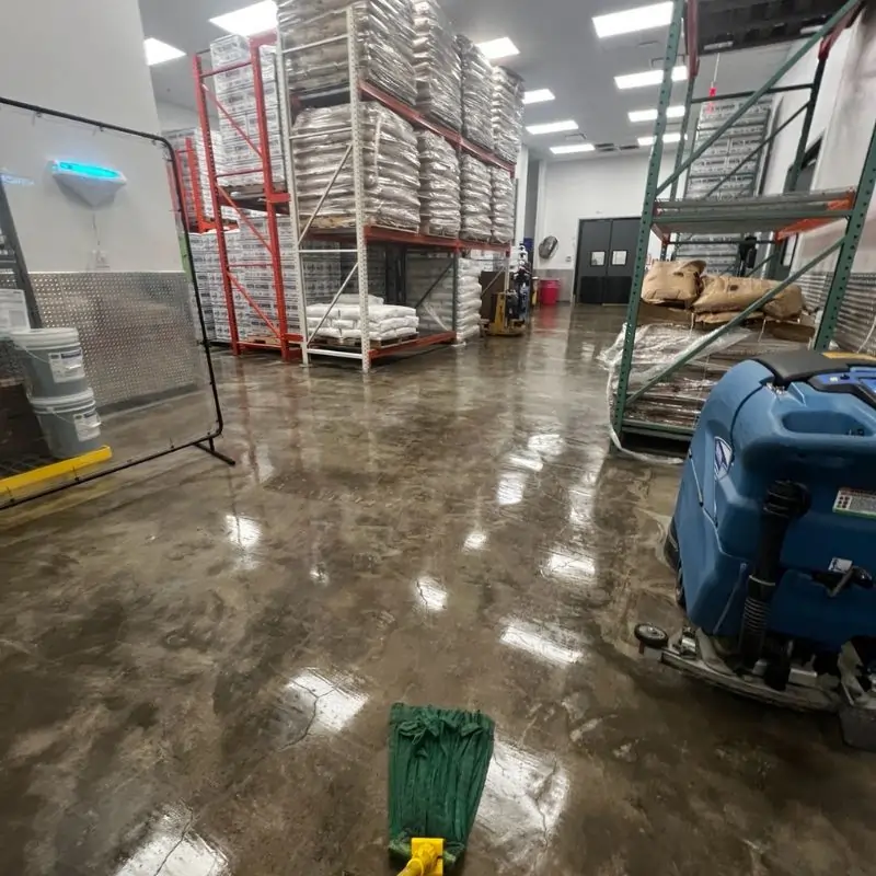 After Picture - Concrete floor cleaning in NYC warehouse